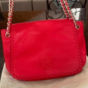 Versatile Tory Burch purse
